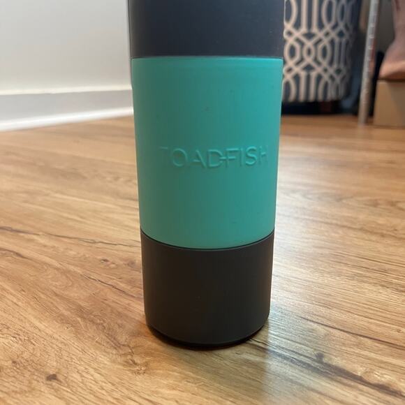 Toadfish Non-Tipping Slim Can Cooler - Stick to any smooth surface! - Picture 4 of 5